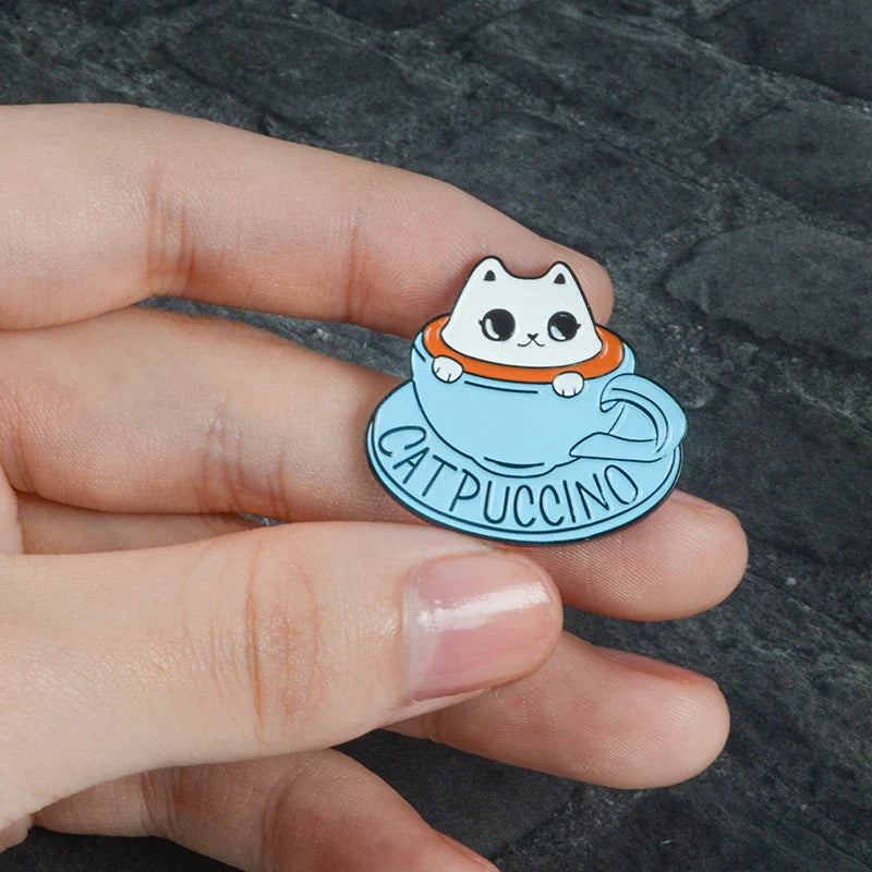 Pet Cat Themed Coffee Shop Souvenir Gift For Friends Blue Tea Cup Cute White Cat Coffee Bath Enamel Brooches Badge Lapel Pins