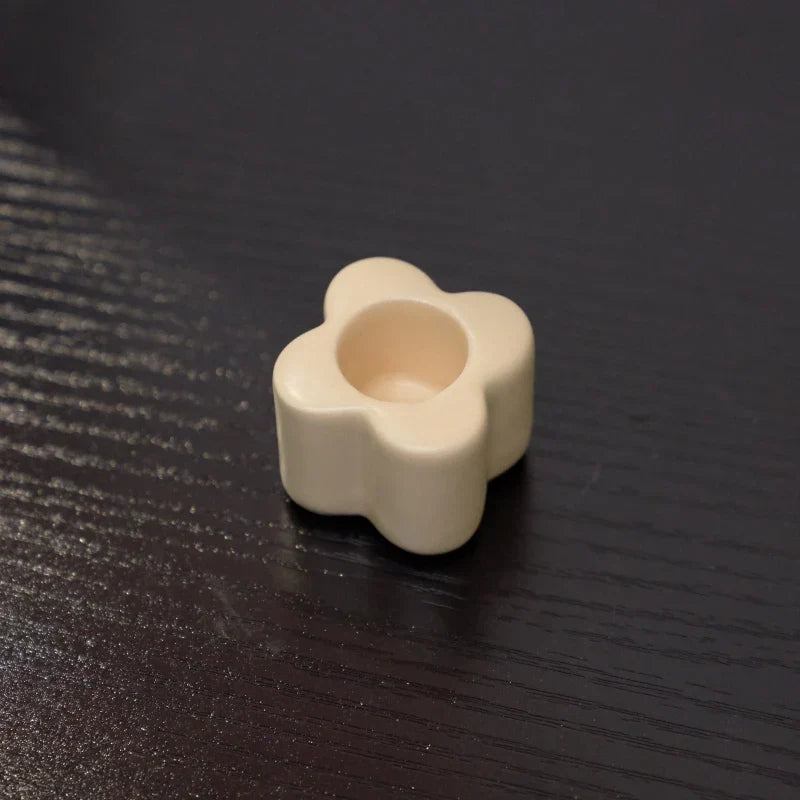 Ceramic Handhold Candlestick Ornaments Photography Home Decoration Jewelry Stand Candle Holder 1PC